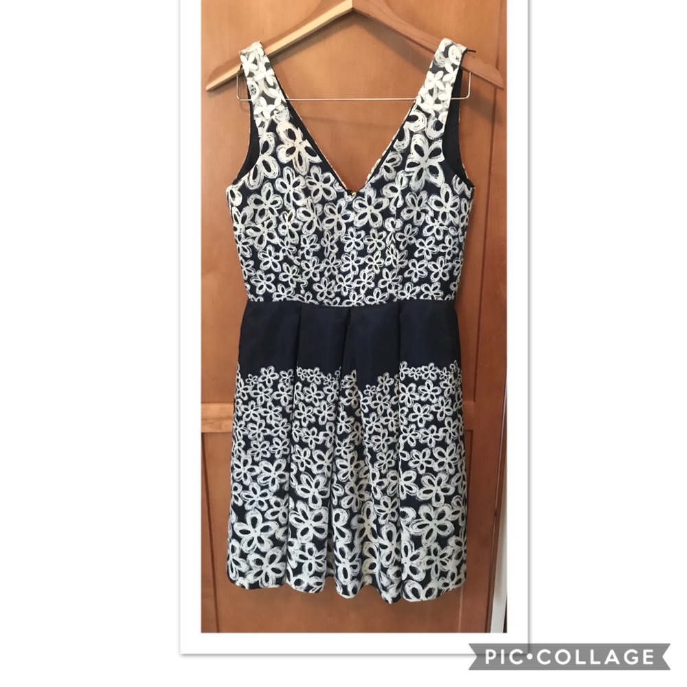 Boutique find! Blue floral Dress